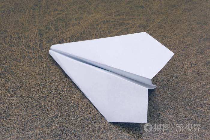 纸飞机怎么搜索人[纸飞机在哪里找资源]