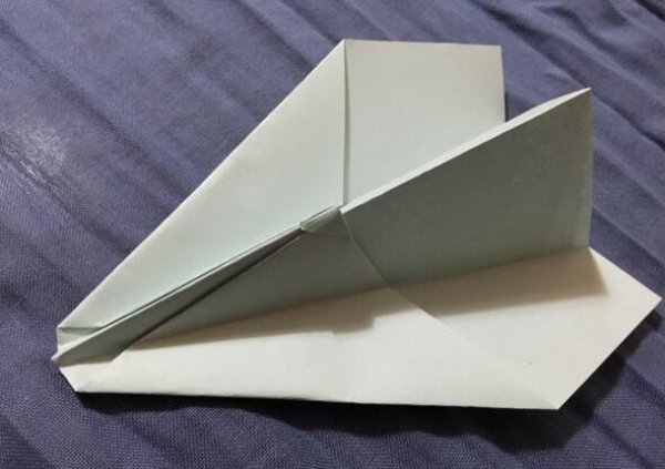 包含纸飞机教程一步一步图解的词条
