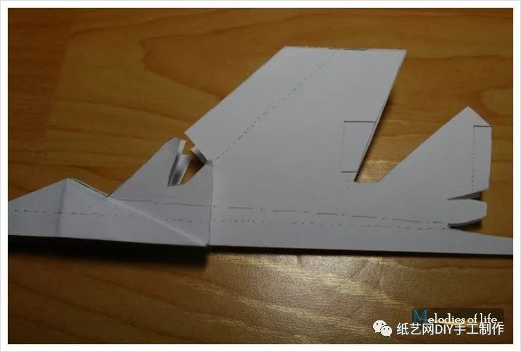 [纸飞机汉化教程]纸飞机中文汉化包