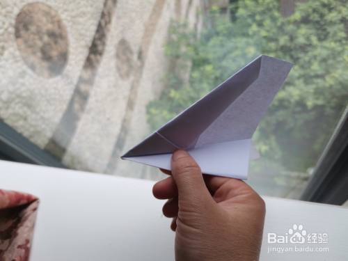 纸飞机怎么折飞得远-正方形纸飞机怎么折飞得远